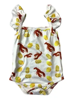 Самая продаваемая милая детская одежда для маленьких девочек Летний комбинезон с желтыми раками на потайных пуговицах